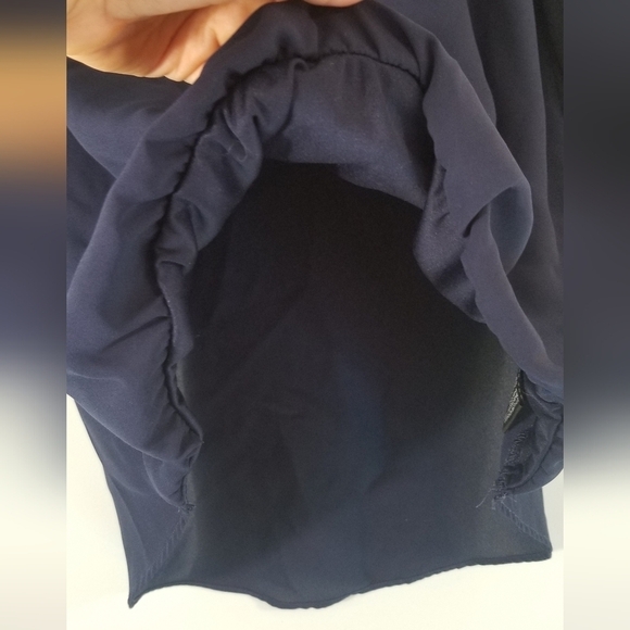 By & By Blouse. Flattering Arm Slits & Rouched Midline. Gathered Sleeves. Size S - Picture 5 of 8